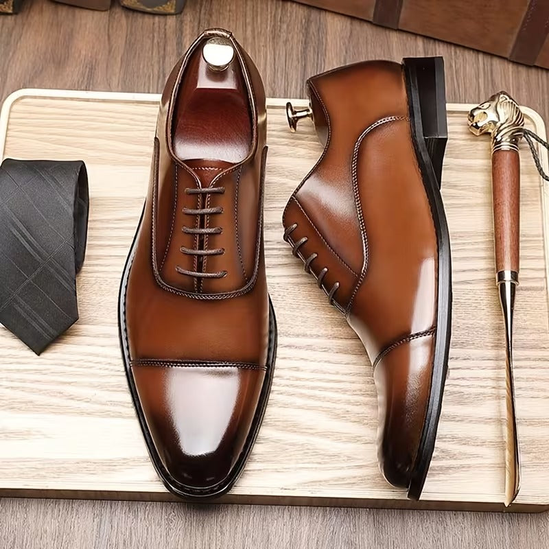Chaussures en cuir marron élégantes pour homme